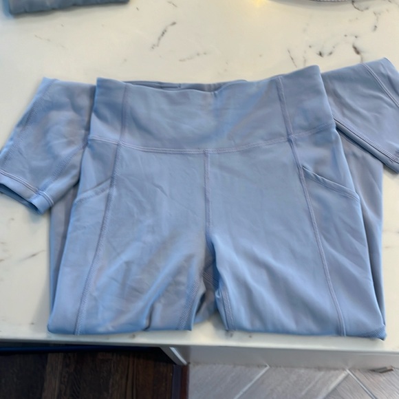 Lululemon Invigorate high rise tights. Sz4 - Picture 2 of 4